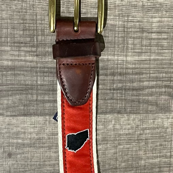 Sz 42 Belt Georgia UGA red black ribbon belt Go Dawgs!!! Great condition - Picture 2 of 5